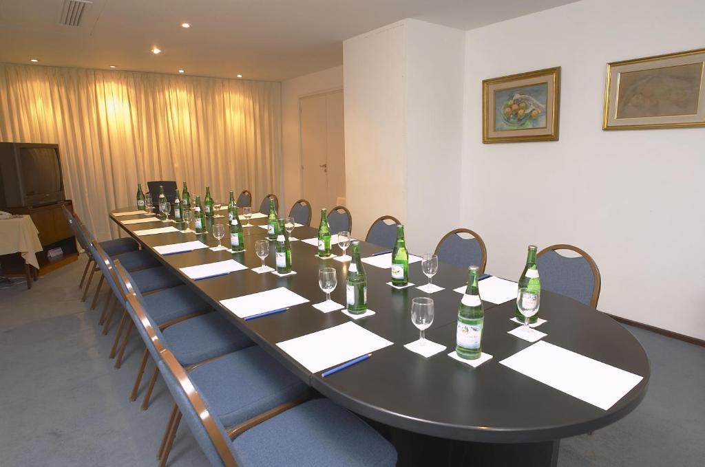 Hotel Libertador Tandil Ngoại thất bức ảnh